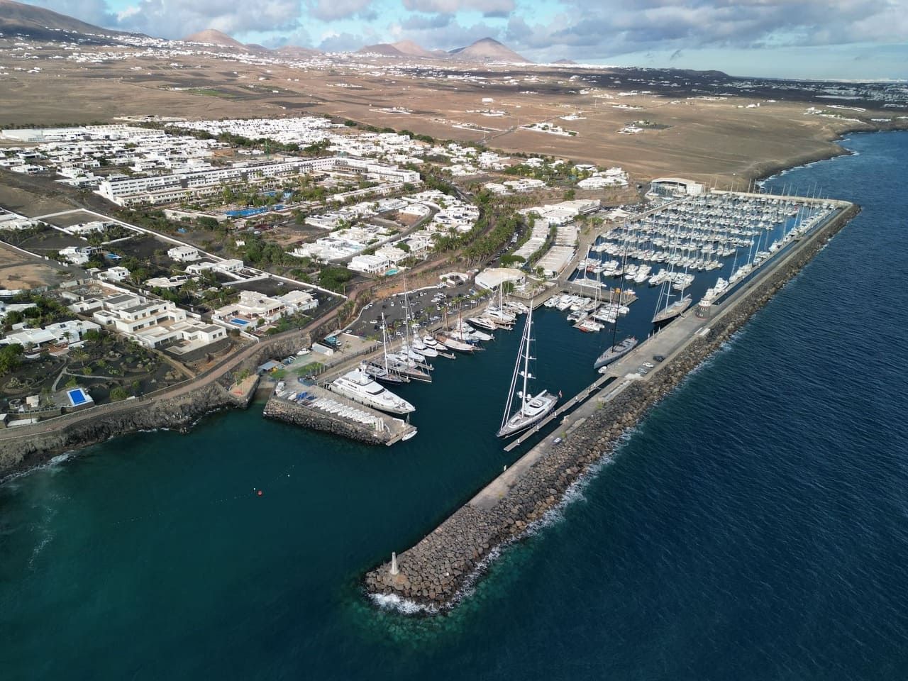 PUERTO CALERO 1