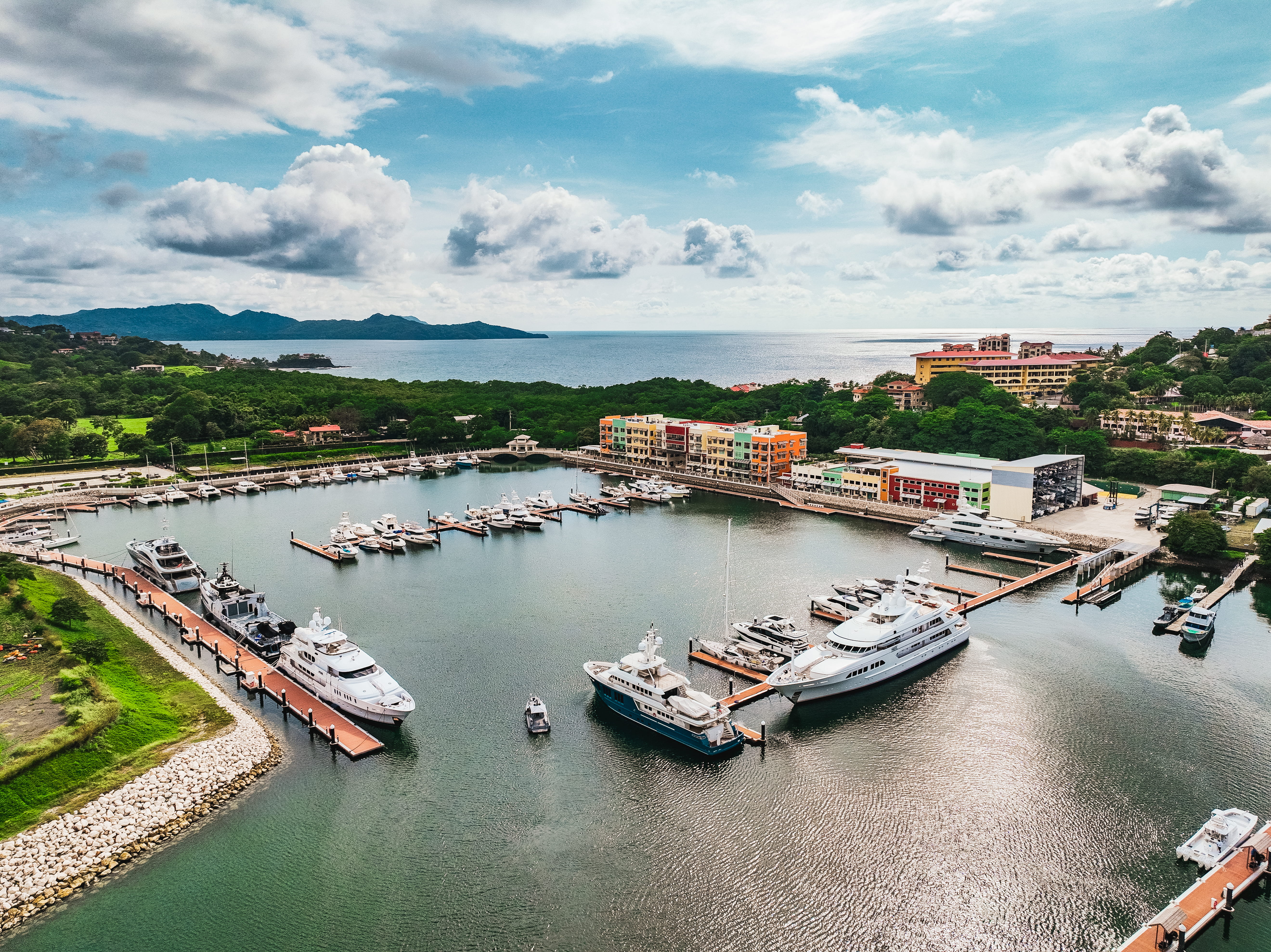 MARINA MEGA YACHT-02