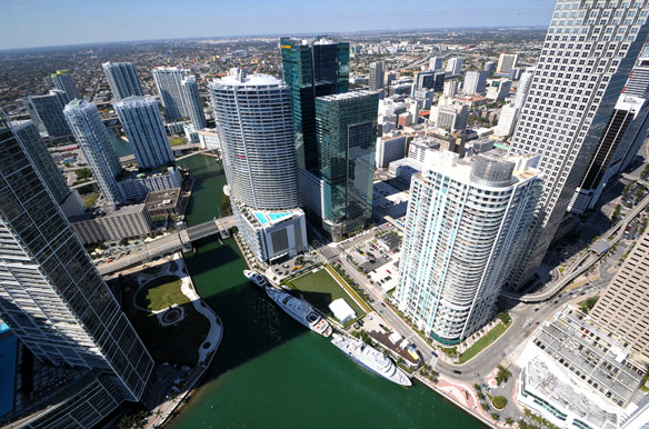 Epic Marina | Superyacht Dockage Miami